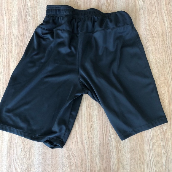 Kids athletic shorts - Picture 2 of 3